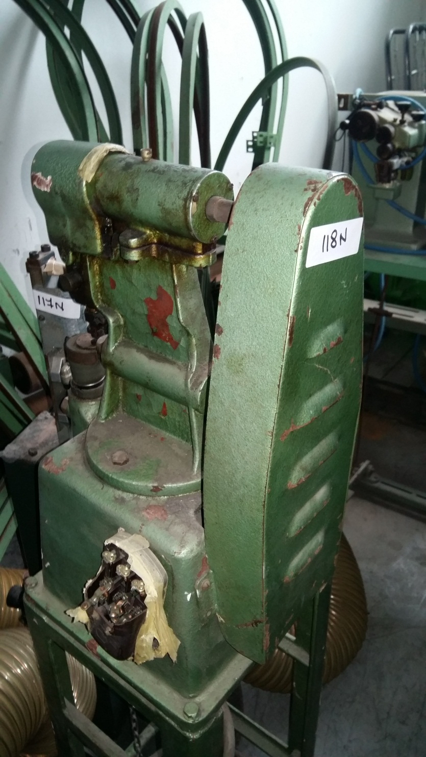 insoles-perforating-machine