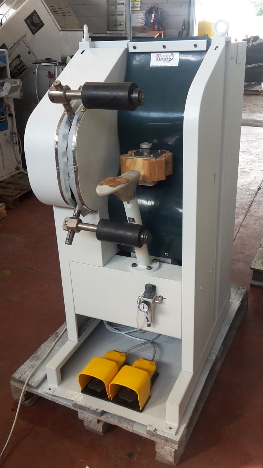 last-pulling-machine-bc