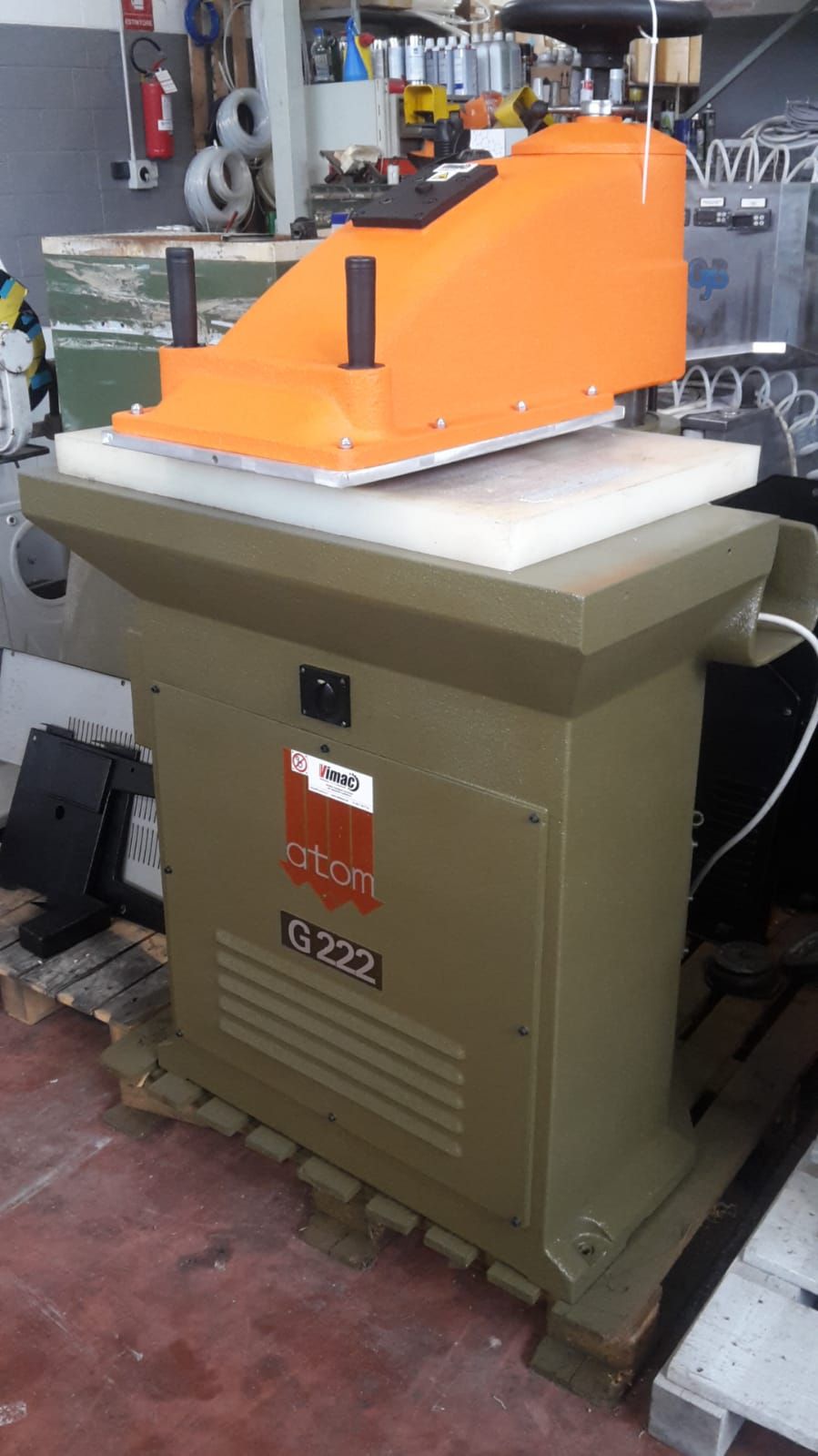 oildynamic-clicking-press-with-turning-arm-atom-g222-svl