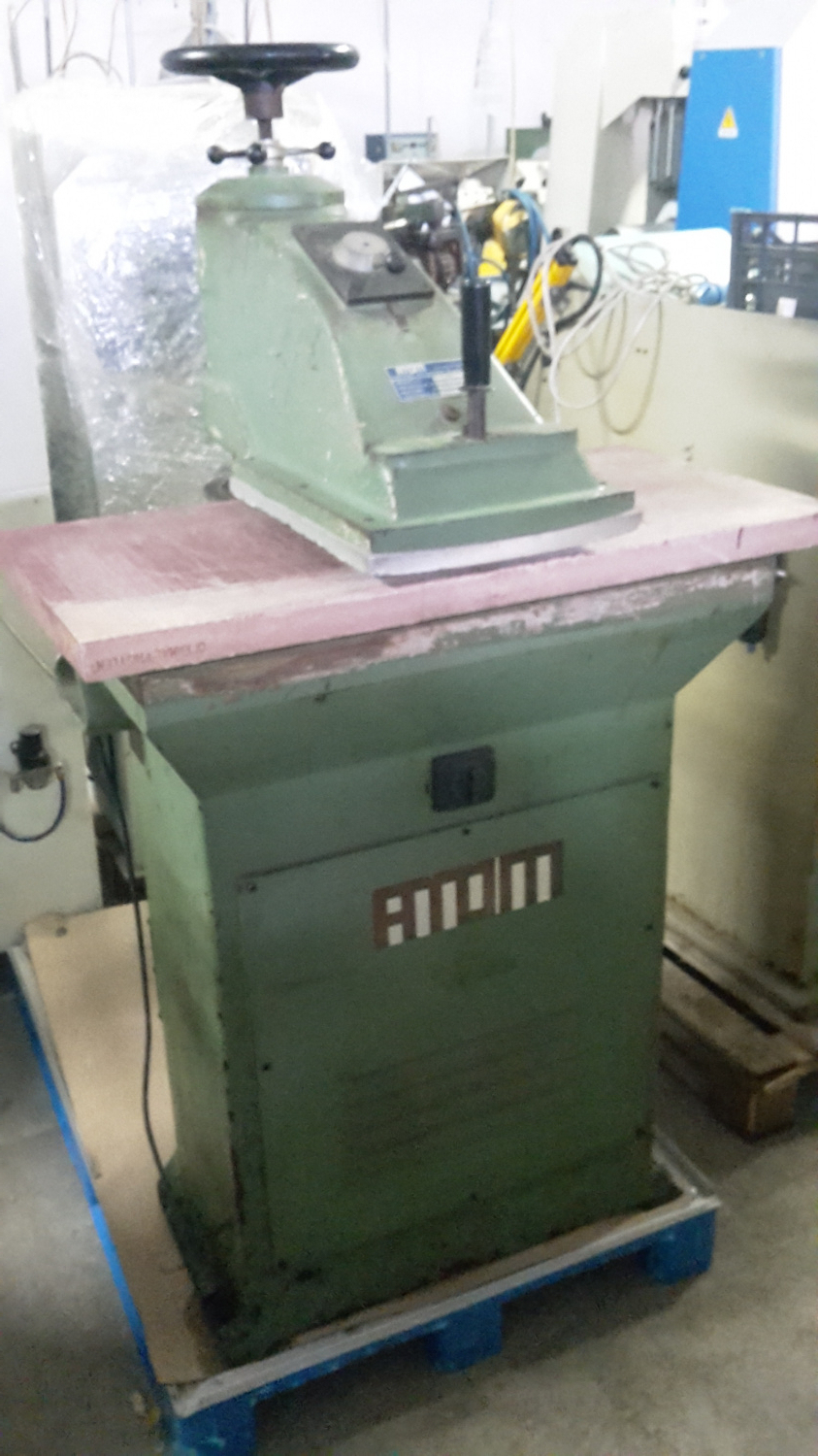 oildynamic-clicking-press-with-turning-arm-atom-g333