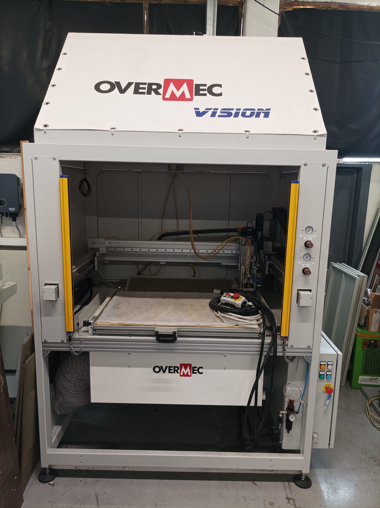 robot-station-for-cementing- overmec-ccn3-3e-vision