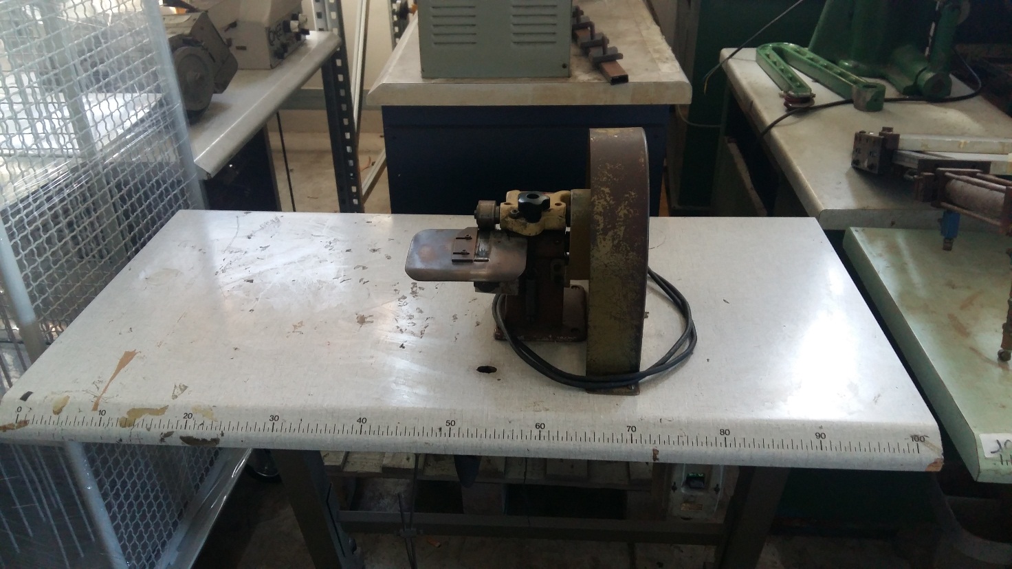 seam-pressing-and-taping-machine