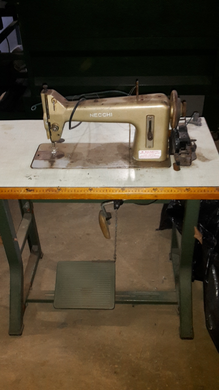 SEWING MACHINE NECCHI