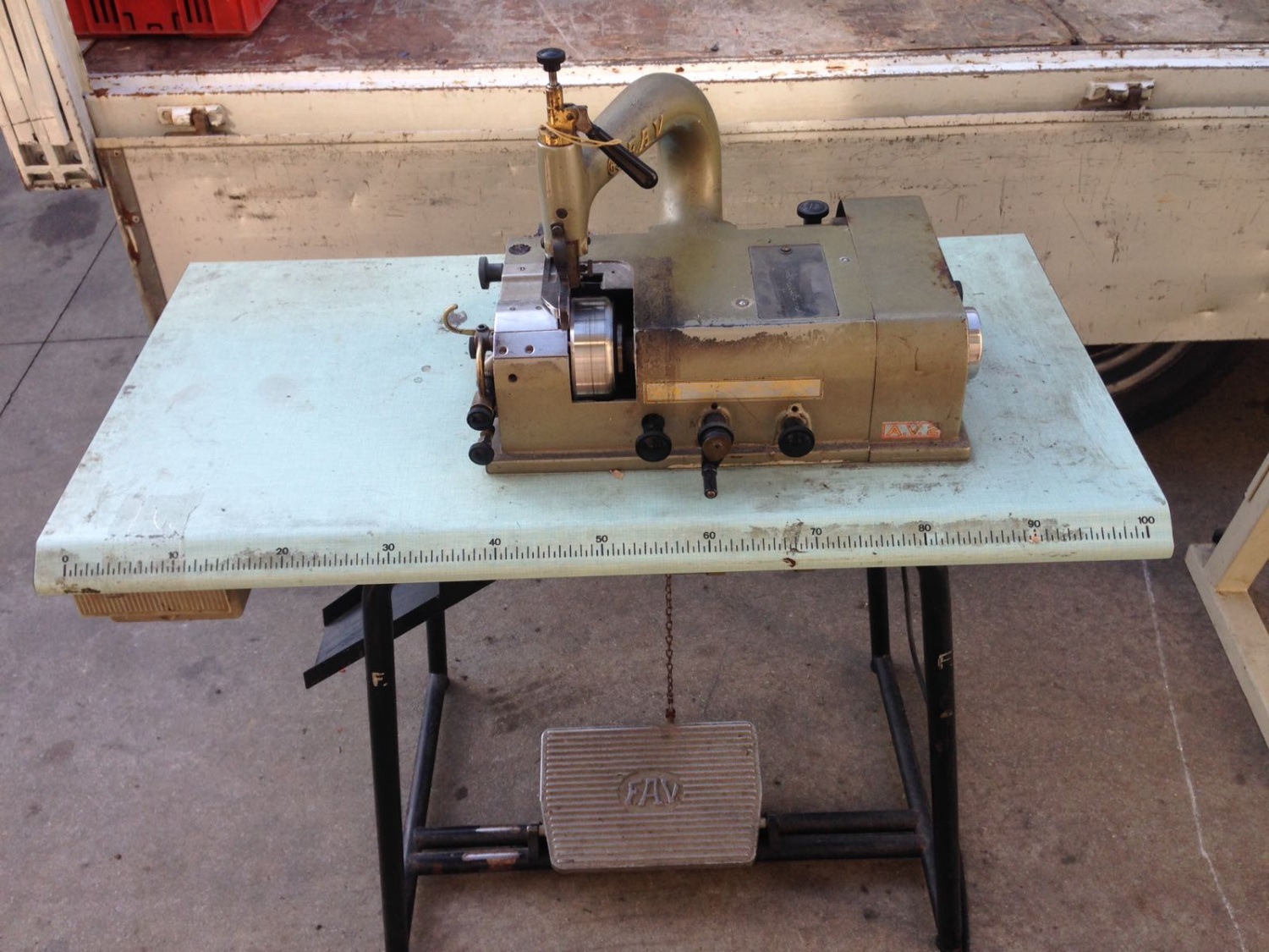 skiving-machine-alberti-av2-without-aspirator-1