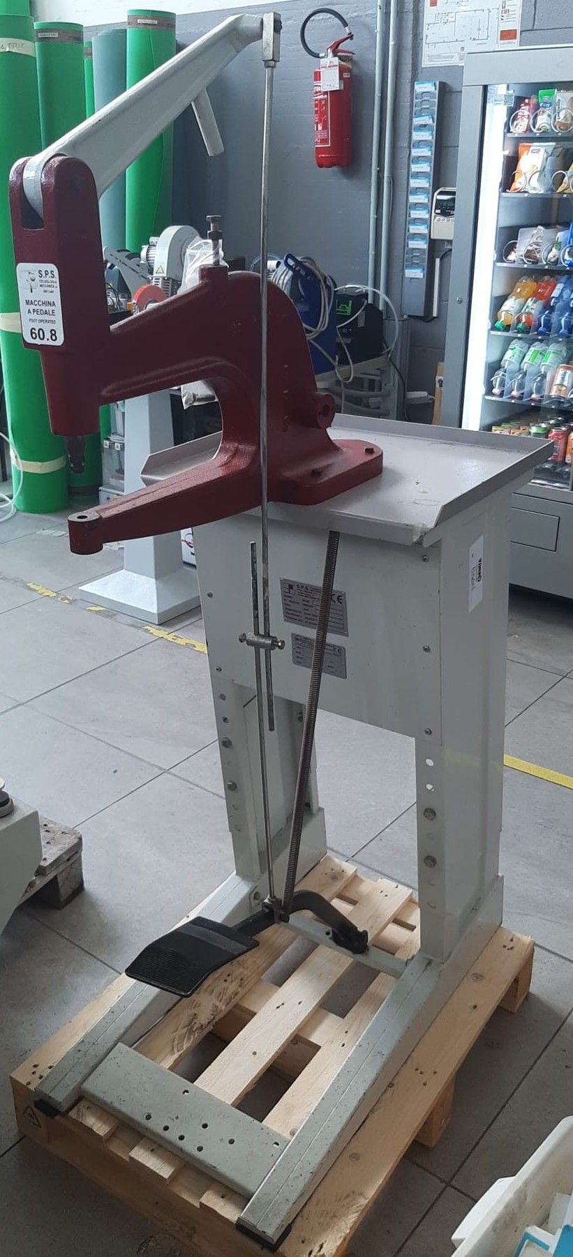 treadle-machine-sps-60.8